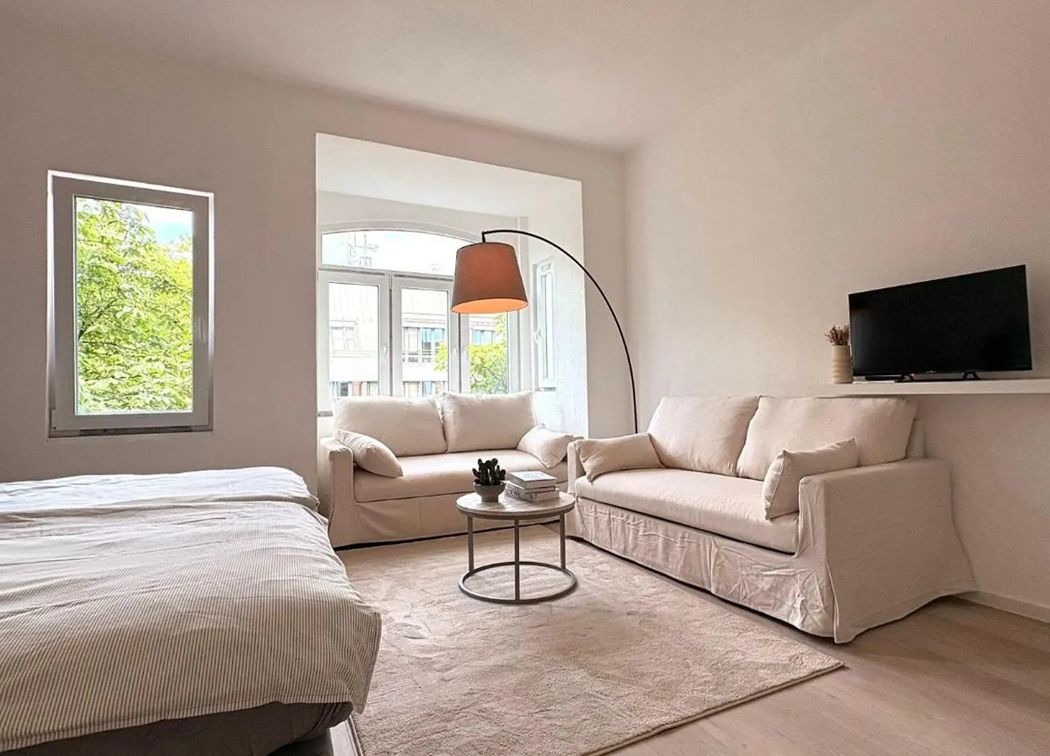 Group Accommodation In A City Location Stuttgart Apartman